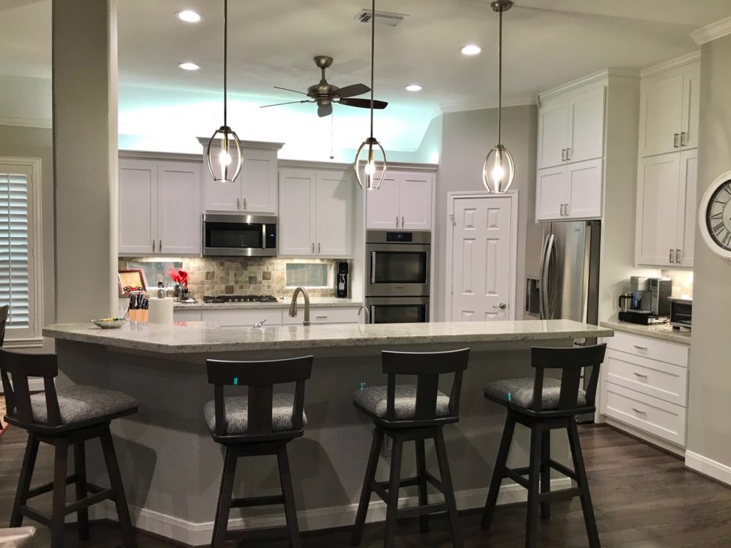 Flawless kitchen remodel in Houston without mistakes