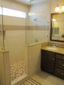 bathroom remodeling idea in Copperfield area of Houston Texas