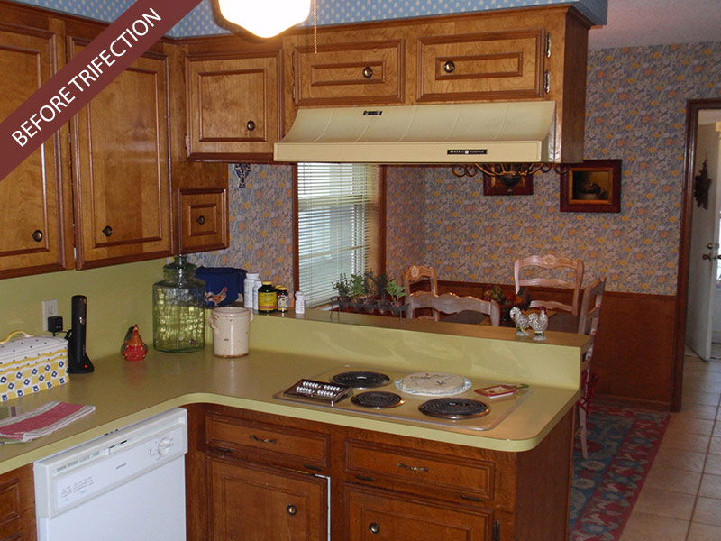French Country Style Kitchen - Before 2